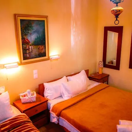 Marylin 2* Sidárion