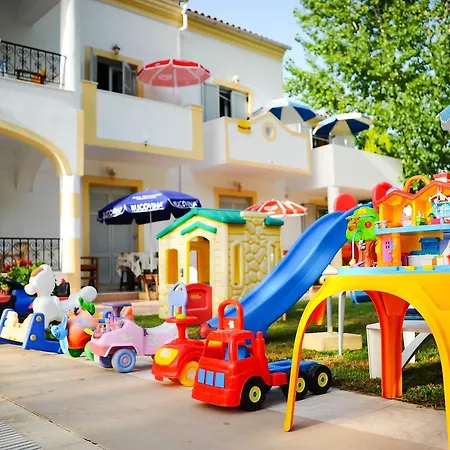 Marylin Lägenhetshotell 2*