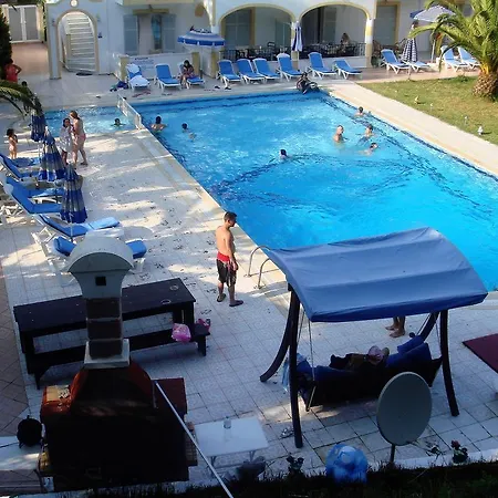 Hotel de apartamente Marylin 2*